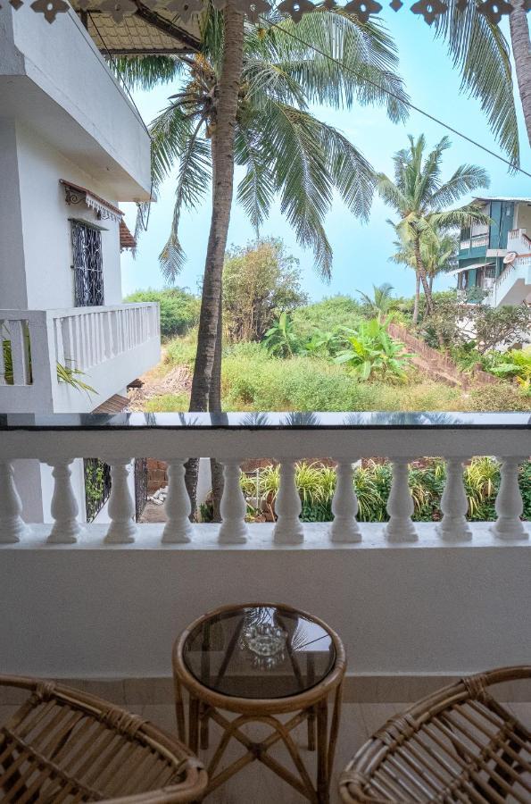 Shanu'S Seaside Inn - A Family-Run Guesthouse Just 100 Metres From Candolim Beach Eksteriør billede