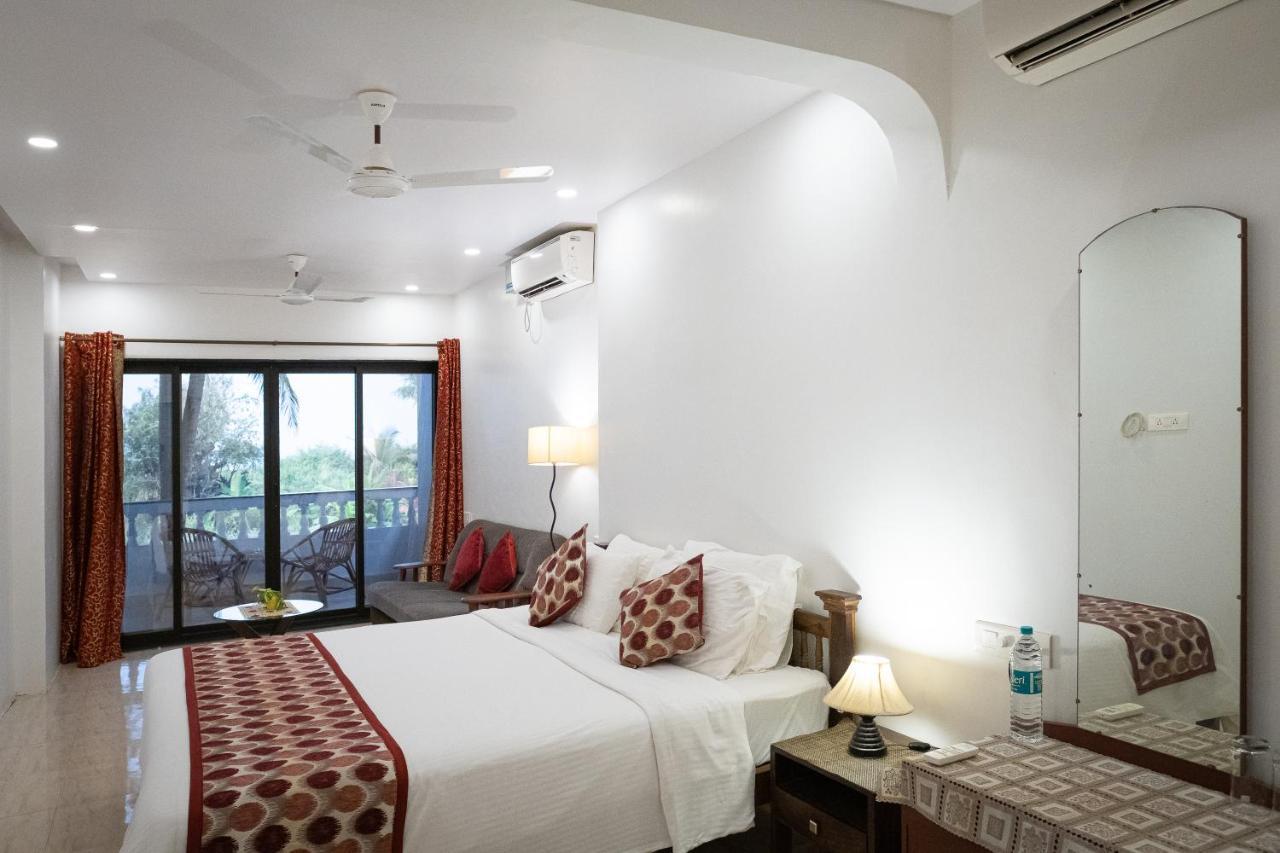Shanu'S Seaside Inn - A Family-Run Guesthouse Just 100 Metres From Candolim Beach Eksteriør billede