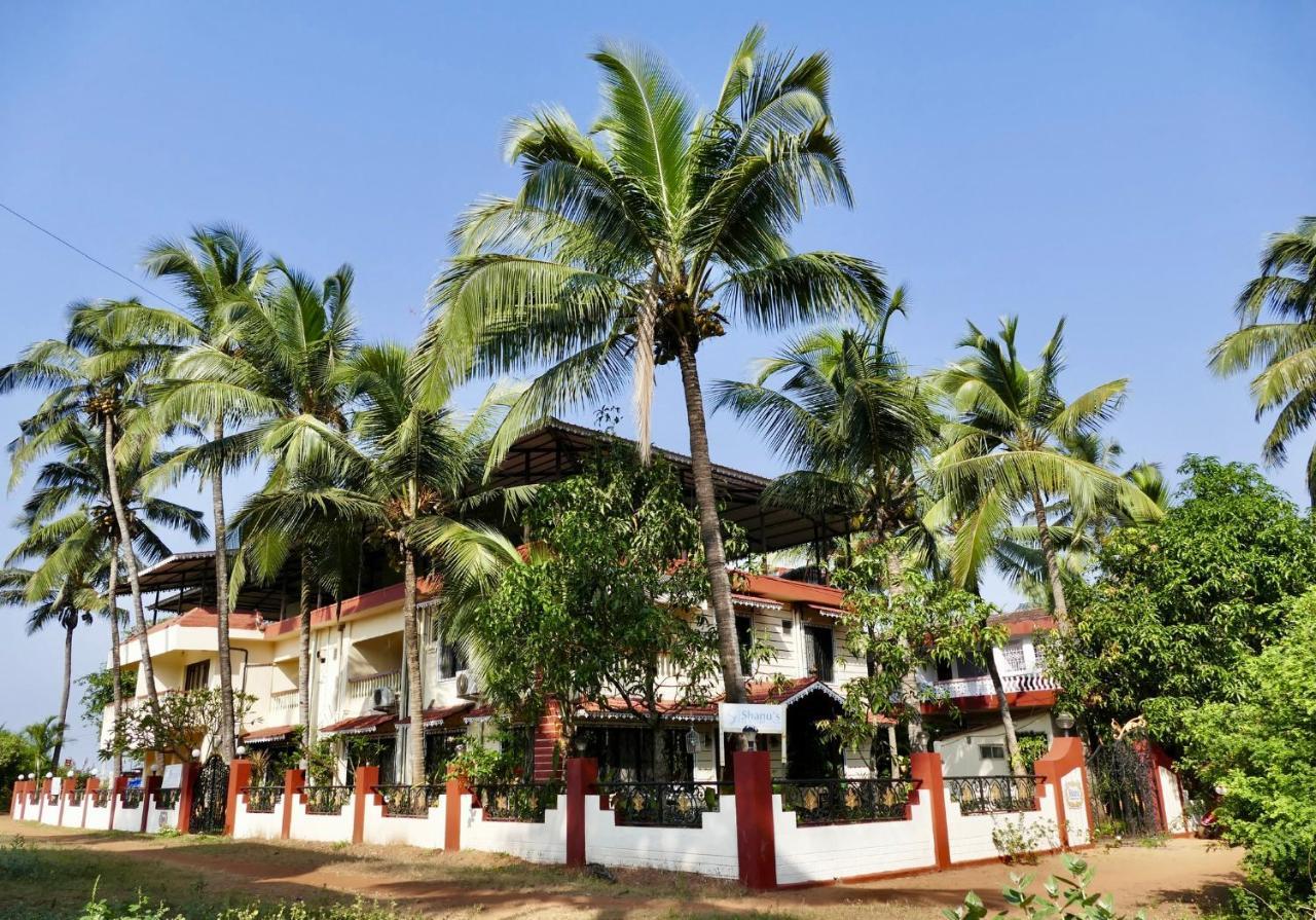 Shanu'S Seaside Inn - A Family-Run Guesthouse Just 100 Metres From Candolim Beach Eksteriør billede