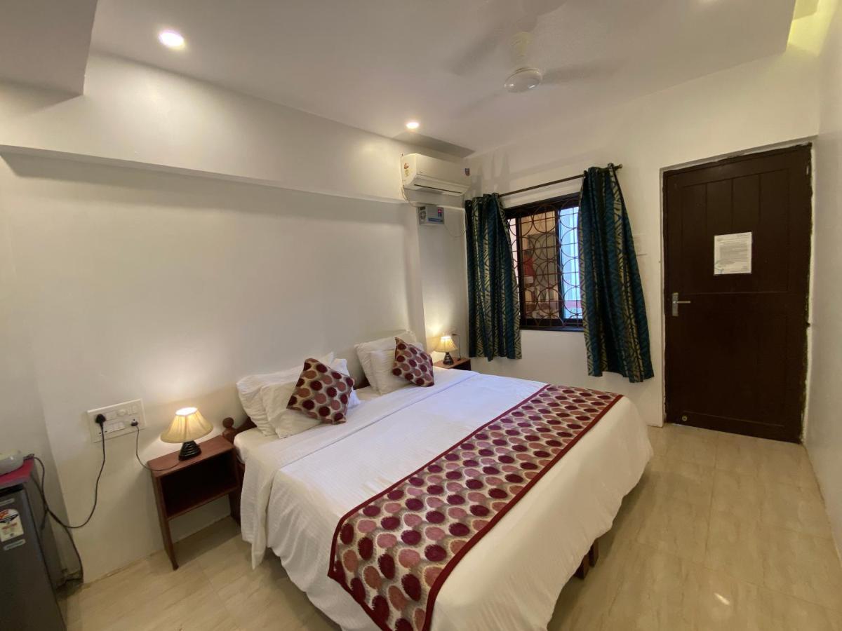Shanu'S Seaside Inn - A Family-Run Guesthouse Just 100 Metres From Candolim Beach Eksteriør billede
