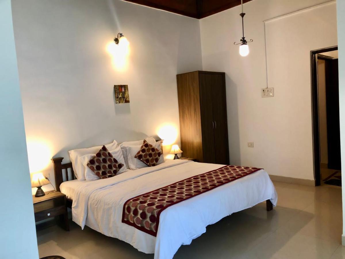 Shanu'S Seaside Inn - A Family-Run Guesthouse Just 100 Metres From Candolim Beach Eksteriør billede