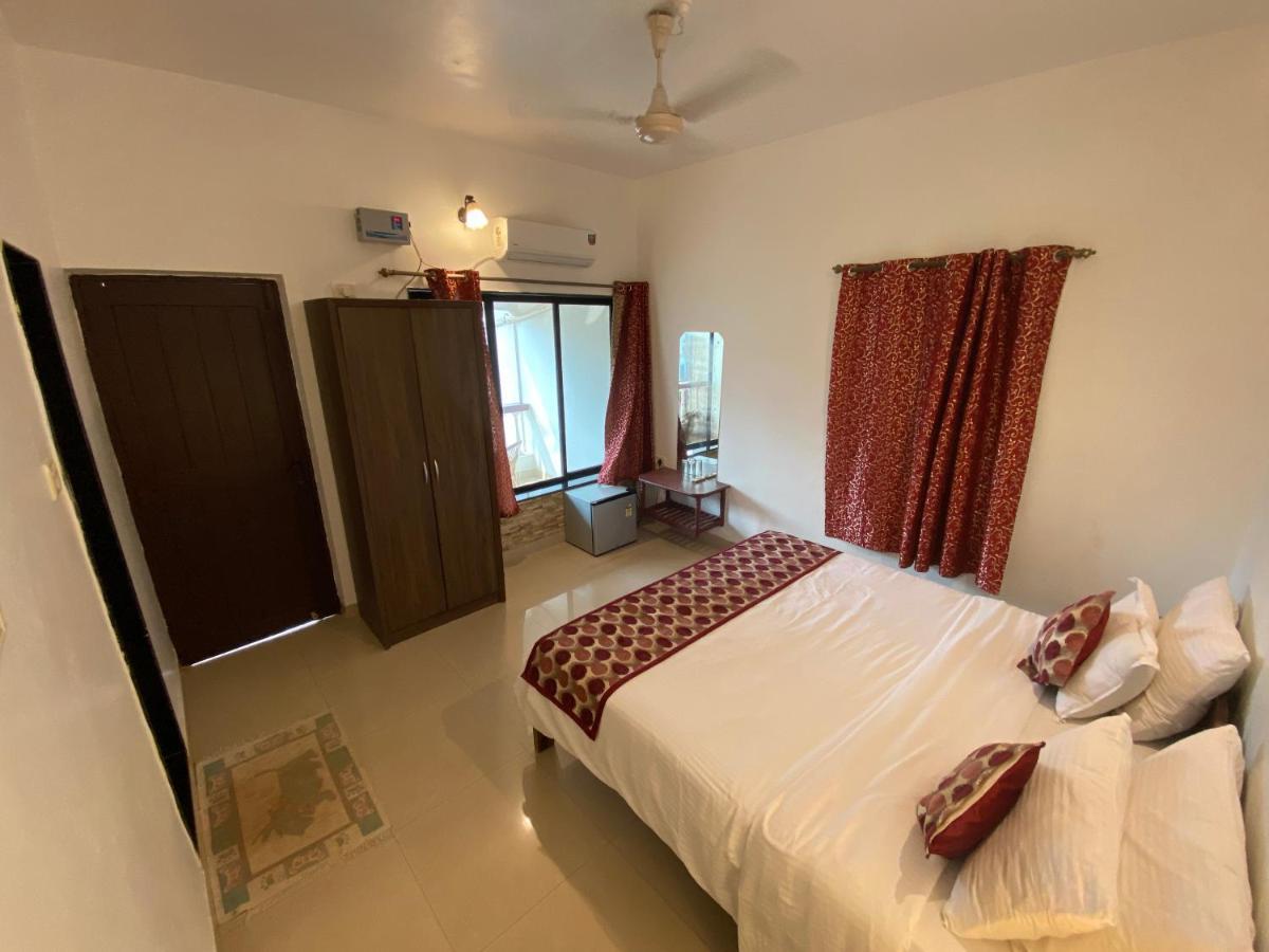 Shanu'S Seaside Inn - A Family-Run Guesthouse Just 100 Metres From Candolim Beach Eksteriør billede