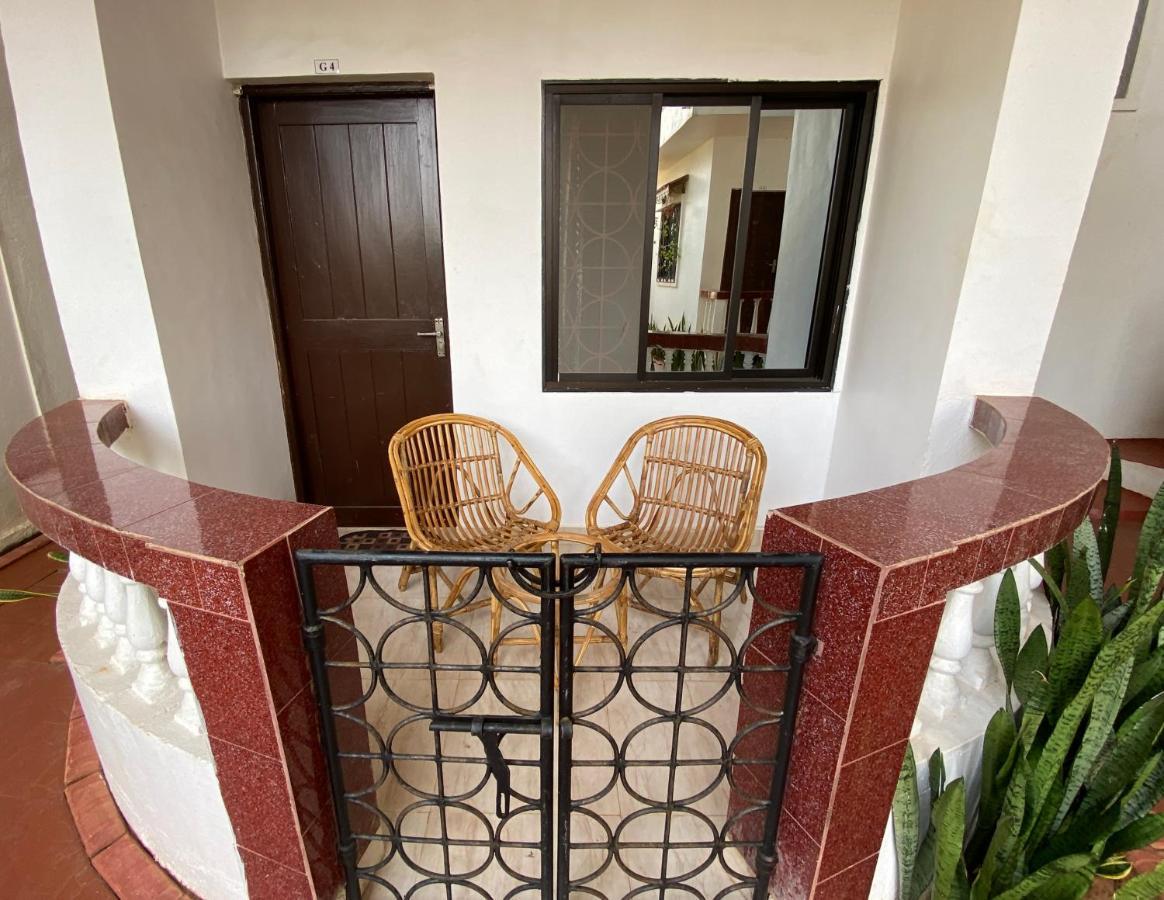 Shanu'S Seaside Inn - A Family-Run Guesthouse Just 100 Metres From Candolim Beach Eksteriør billede