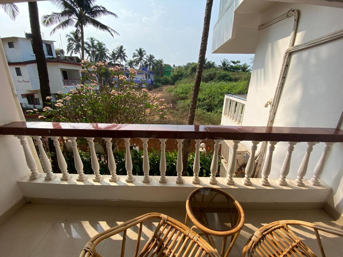 Shanu'S Seaside Inn - A Guesthouse, 100 Metres To Candolim Beach Eksteriør billede